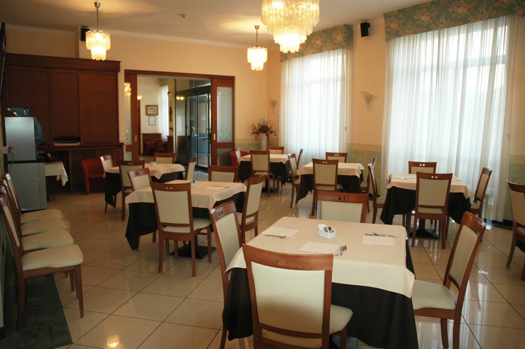Hotel Promessi Sposi Malgrate Εξωτερικό φωτογραφία